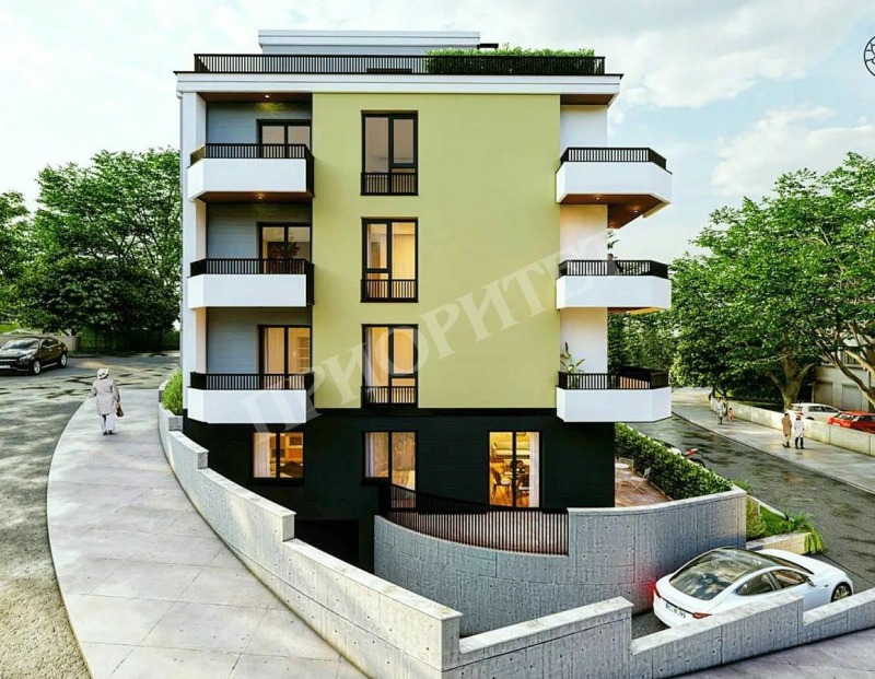 In vendita  2 camere da letto Varna , Izgrev , 150 mq | 90863813