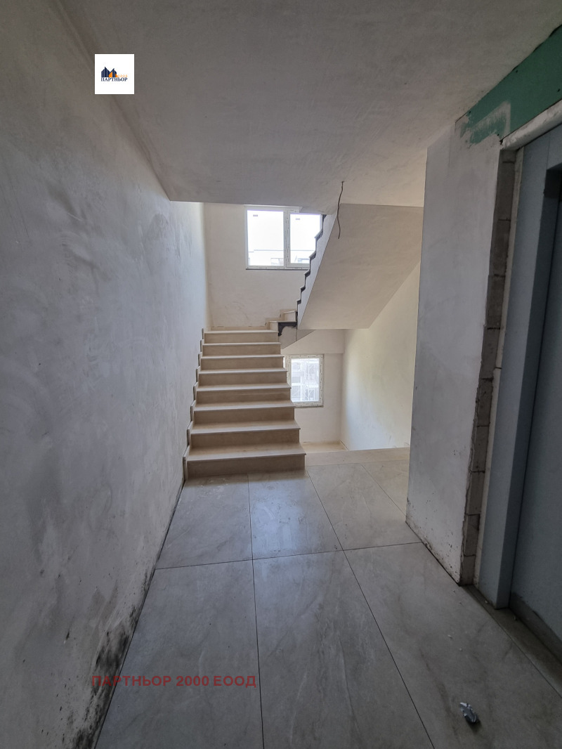 À vendre  3+ chambres Sofia , Nadejda 4 , 235 m² | 20647888 - image [9]
