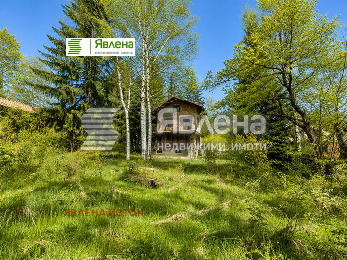 Продава КЪЩА, гр. София, с. Бистрица