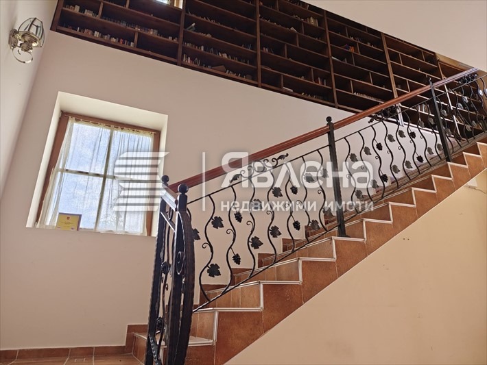 Продава КЪЩА, гр. Велинград, област Пазарджик, снимка 15 - Къщи - 56301209