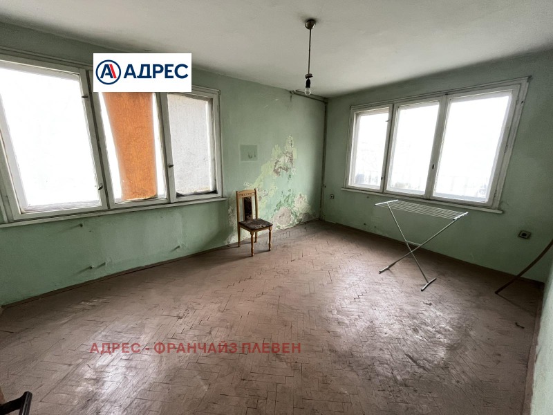 Продава 3-СТАЕН, гр. Ловеч, Център