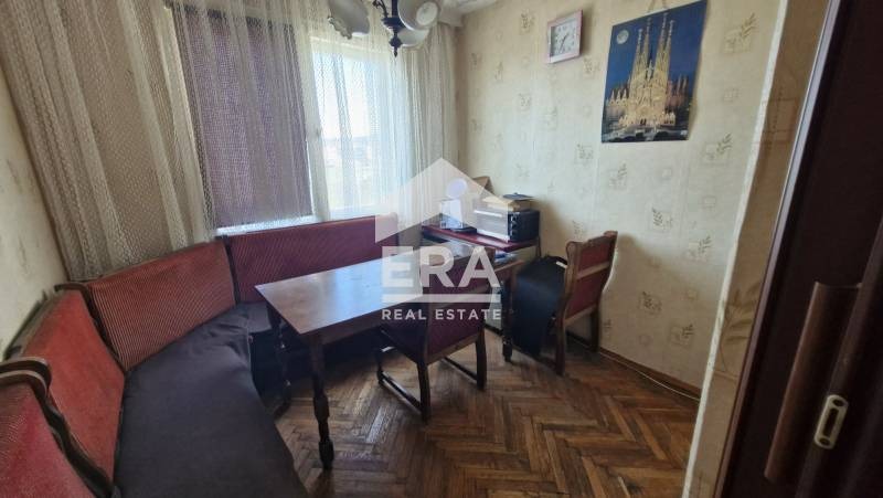 Продава МНОГОСТАЕН, гр. Аксаково, област Варна, снимка 8 - Aпартаменти - 45223686