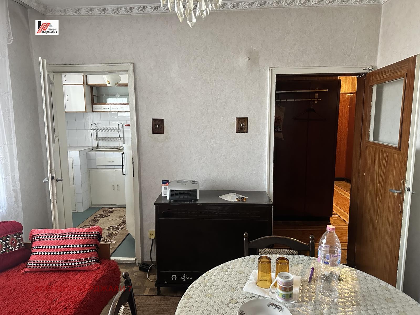 Продава МНОГОСТАЕН, гр. Кърджали, Байкал, снимка 6 - Апартаменти - 54023829