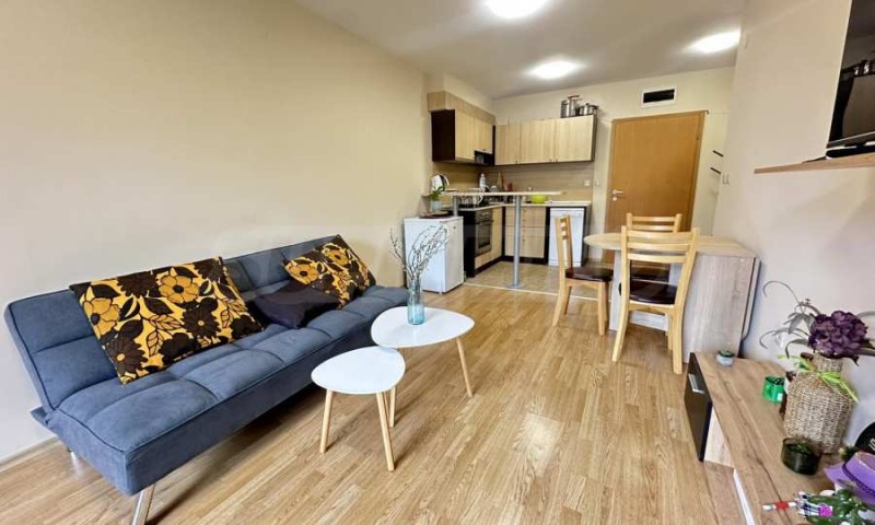 Продава 2-СТАЕН в област Благоевград, гр. Разлог - 64 кв.м / 80 000 € » 156 466.40 лв., СУПРИММО ОФИСИ В СТРАНАТА