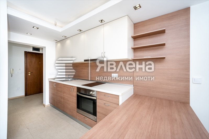 Продава 2-СТАЕН, гр. София, Гео Милев