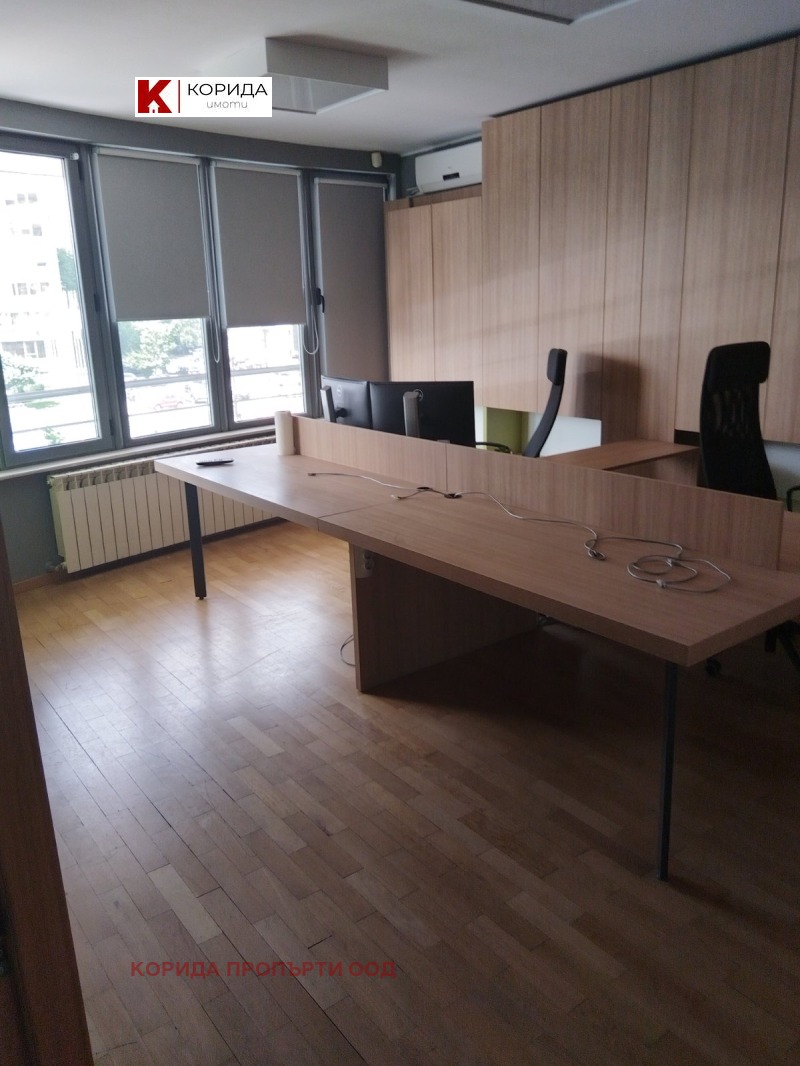 Te koop  2 slaapkamers Sofia , Iztok , 100 m² | 40248533 - afbeelding [3]