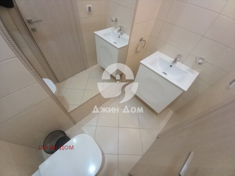 Продава КЪЩА, гр. Бургас, Сарафово, снимка 5 - Къщи - 48026502