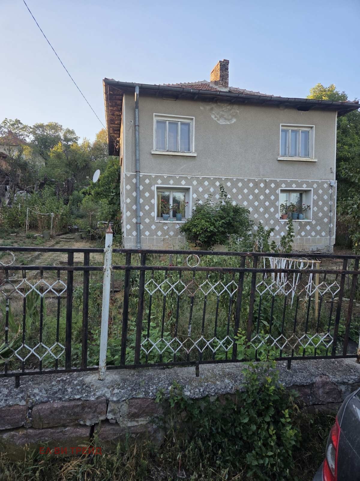 Продава КЪЩА, с. Дружево, област София област