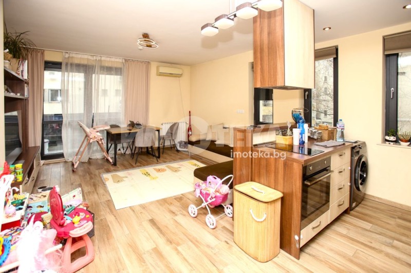 Продава 2-СТАЕН, гр. София, Красно село, снимка 1 - Апартаменти - 53368318