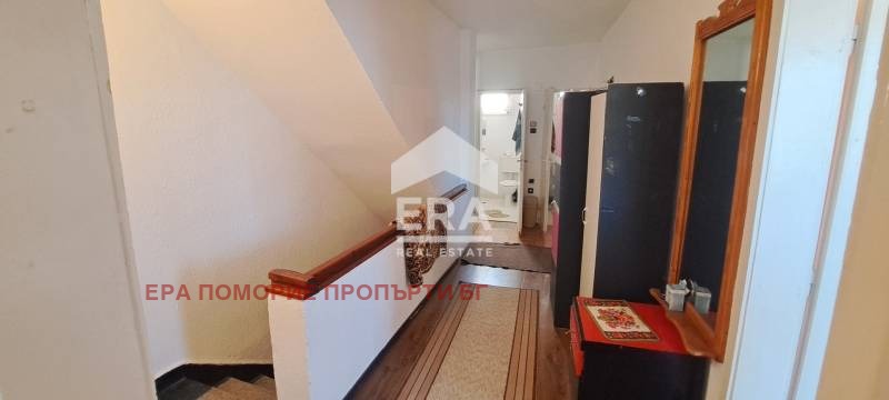 Продава ЕТАЖ ОТ КЪЩА, гр. Поморие, област Бургас, снимка 8 - Етаж от къща - 50515968