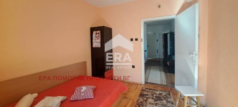 Продава ЕТАЖ ОТ КЪЩА, гр. Поморие, област Бургас, снимка 9 - Етаж от къща - 50515968