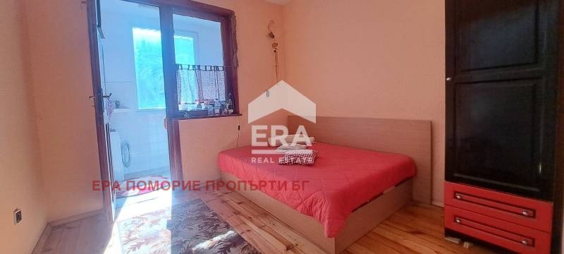 Продава ЕТАЖ ОТ КЪЩА, гр. Поморие, област Бургас, снимка 10 - Етаж от къща - 50515968