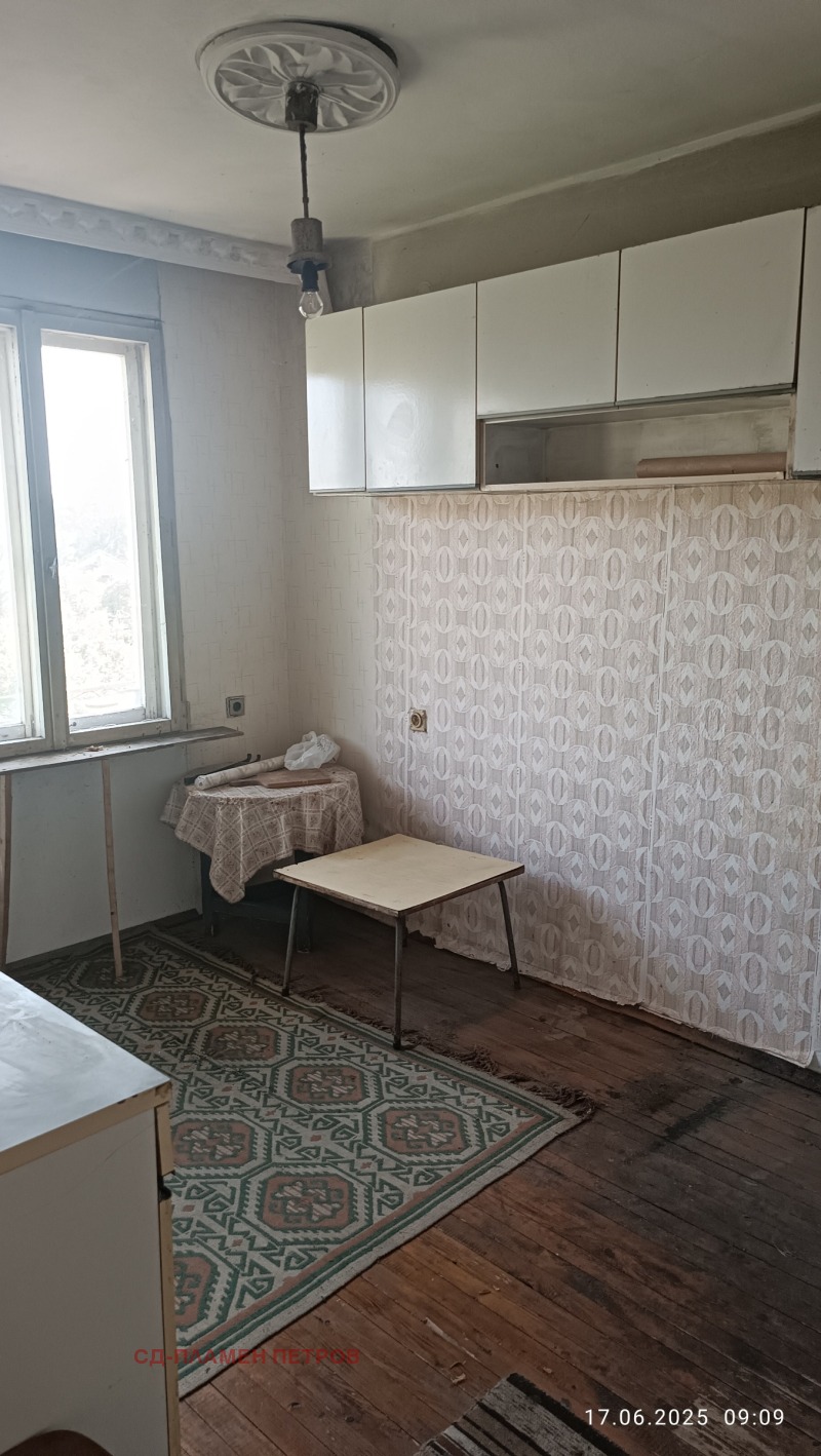 Продается  Этаж дома область Шумен , Каспичан , 120 кв.м | 54736330 - изображение [13]