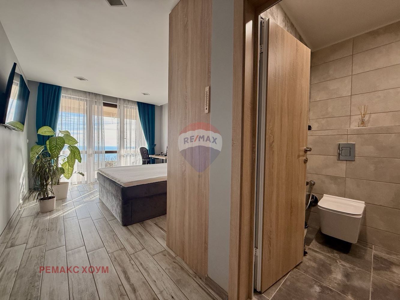 Продава КЪЩА, гр. Балчик, област Добрич, снимка 8 - Къщи - 54273693