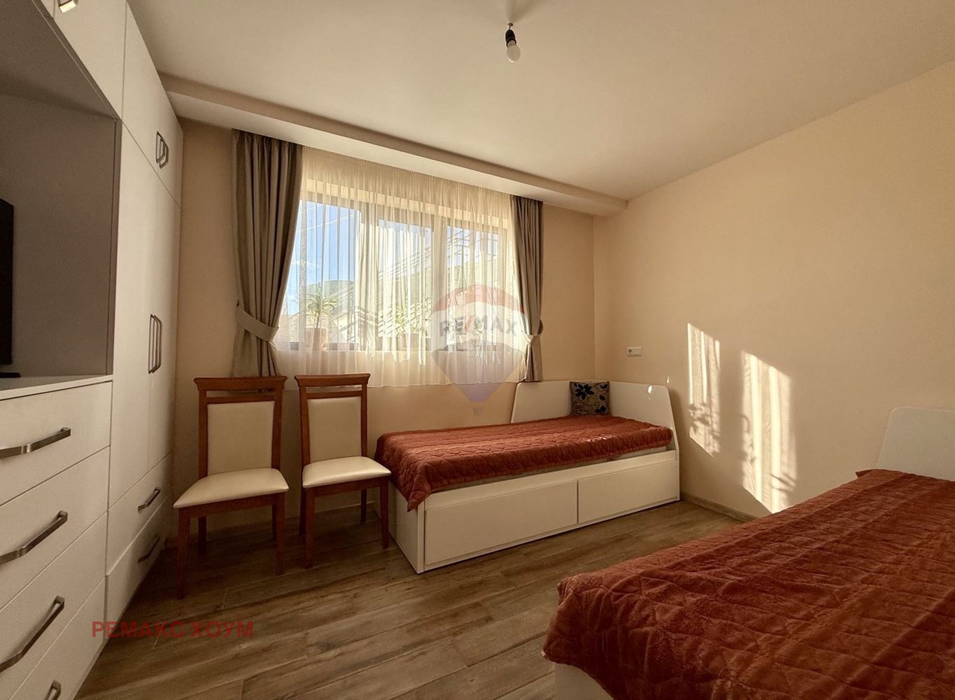 Продава КЪЩА, гр. Балчик, област Добрич, снимка 14 - Къщи - 54273693