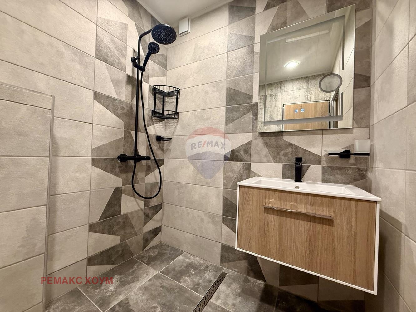 Продава КЪЩА, гр. Балчик, област Добрич, снимка 12 - Къщи - 54273693