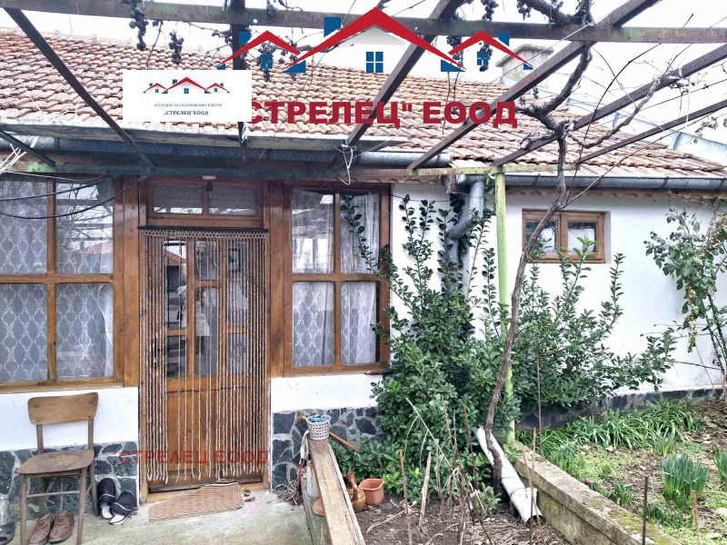 Продава  Къща град Добрич , Пинета , 71 кв.м | 87948043