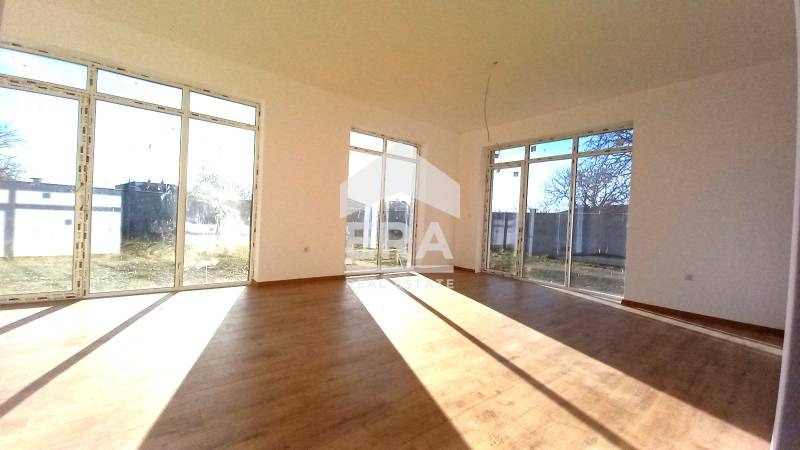 Na prodej  Dům oblast Varna , Banovo , 99 m2 | 90187386 - obraz [2]