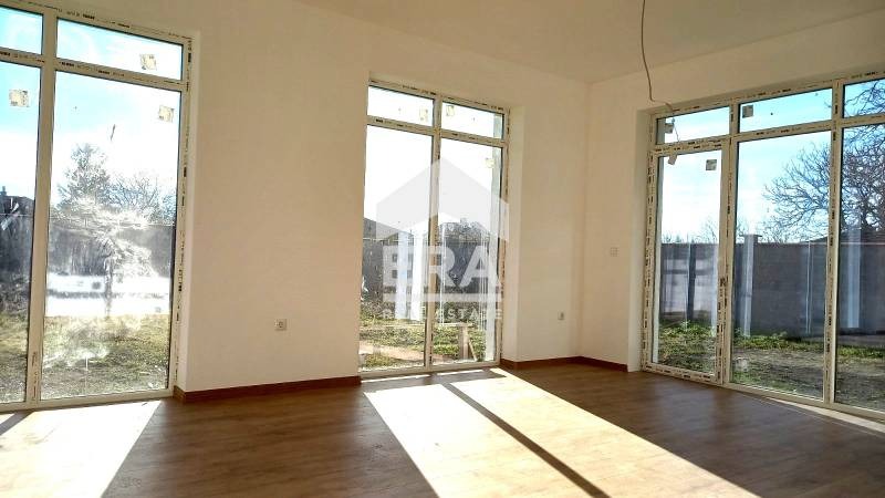 Na prodej  Dům oblast Varna , Banovo , 99 m2 | 90187386 - obraz [3]