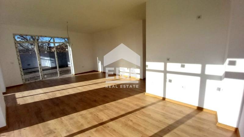 Na prodej  Dům oblast Varna , Banovo , 99 m2 | 90187386 - obraz [4]
