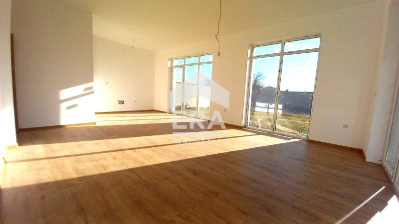 Na prodej  Dům oblast Varna , Banovo , 99 m2 | 90187386