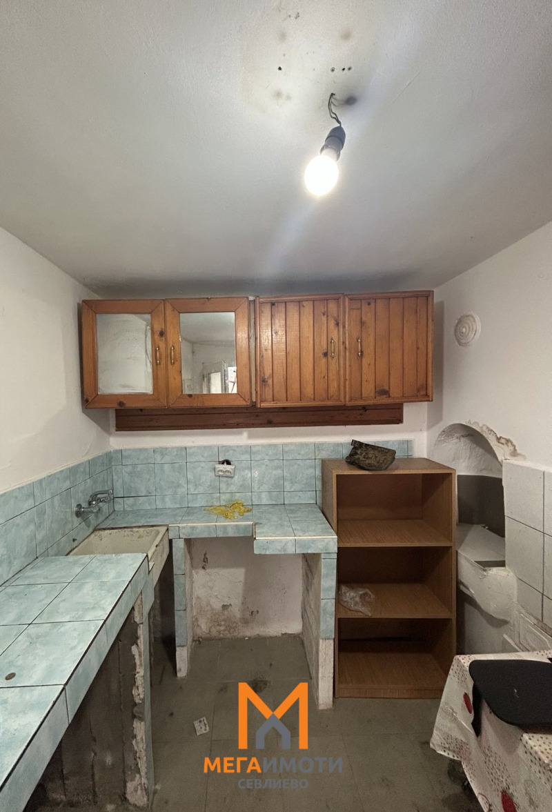 Продава КЪЩА, гр. Севлиево, област Габрово, снимка 5 - Къщи - 52445050