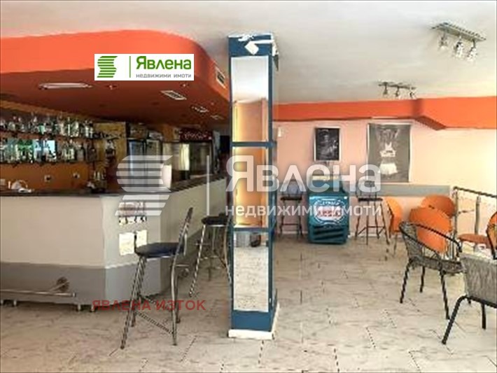 Eladó  Bár; Kávézó Sofia , Pavlovo , 255 négyzetméter | 89717268