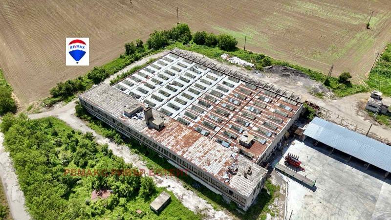 Продается  Промышленное здание область Русе , Пиргово , 1424 кв.м | 65417654 - изображение [4]