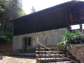 House Botevgrad, region Sofia 10