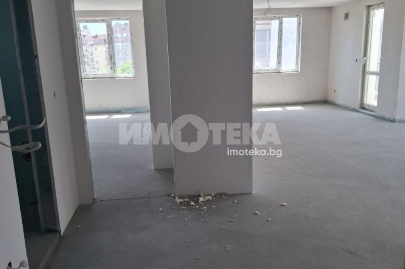 Te koop  2 slaapkamers Sofia , Ljulin - tsentar , 170 m² | 26178295 - afbeelding [5]