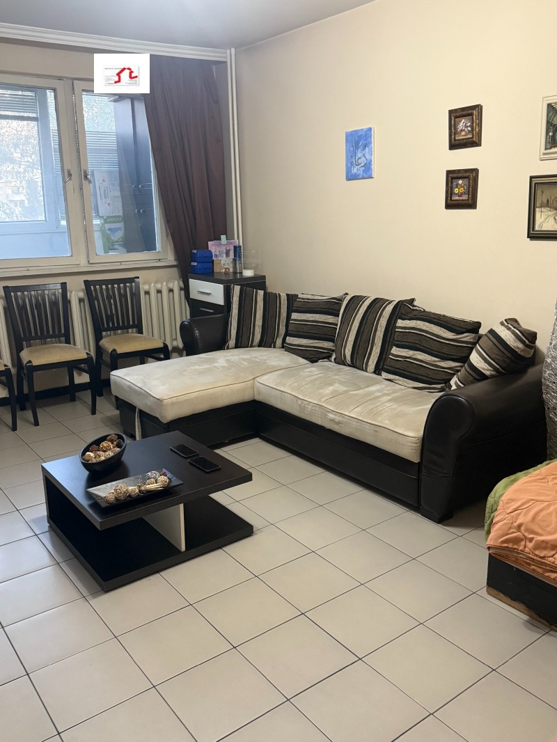 Till salu  2 sovrum Sofia , Krasna poljana 3 , 65 kvm | 93081367
