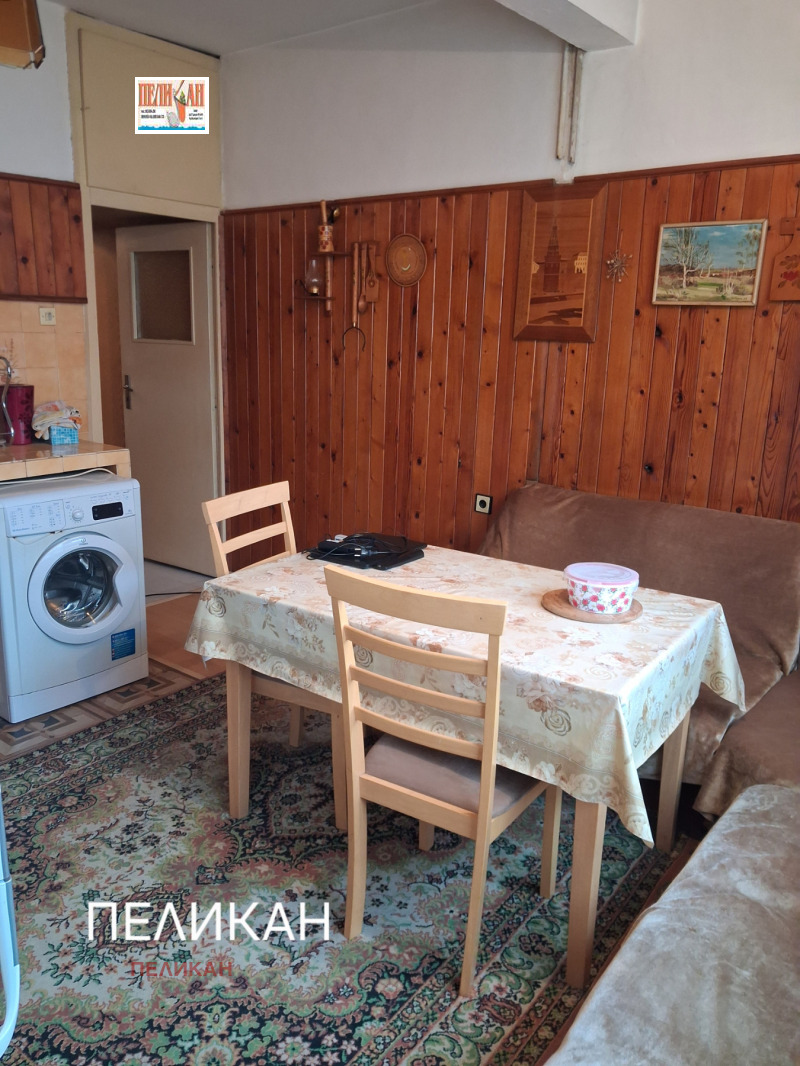 Продава 3-СТАЕН, гр. Велико Търново, Чолаковци, снимка 2 - Апартаменти - 52571179