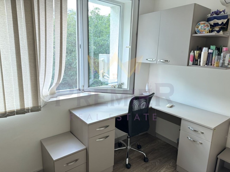 Продава  4-стаен град Варна , Младост 1 , 90 кв.м | 15606857 - изображение [15]