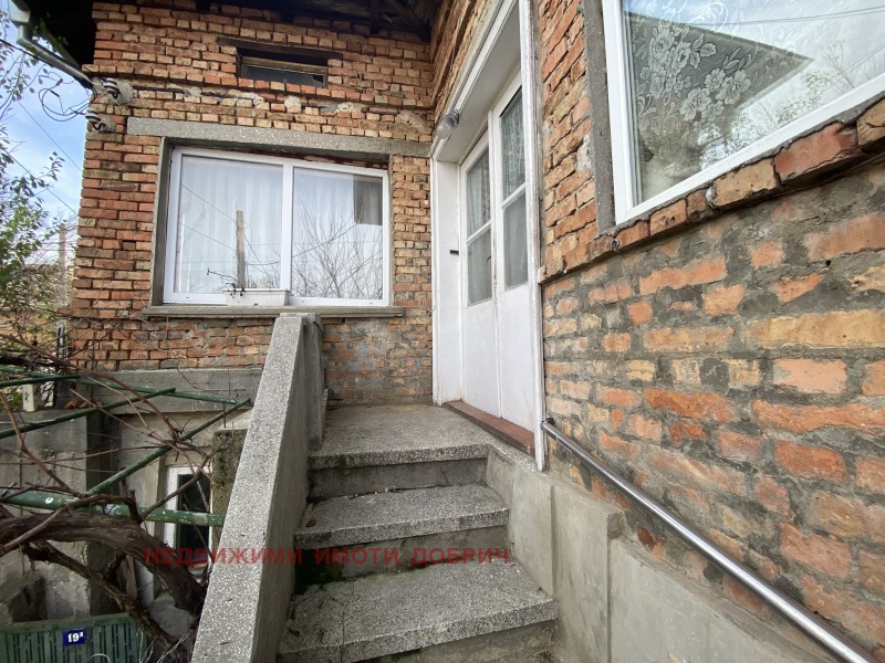 Продава КЪЩА, гр. Добрич, Център, снимка 7 - Къщи - 52463671