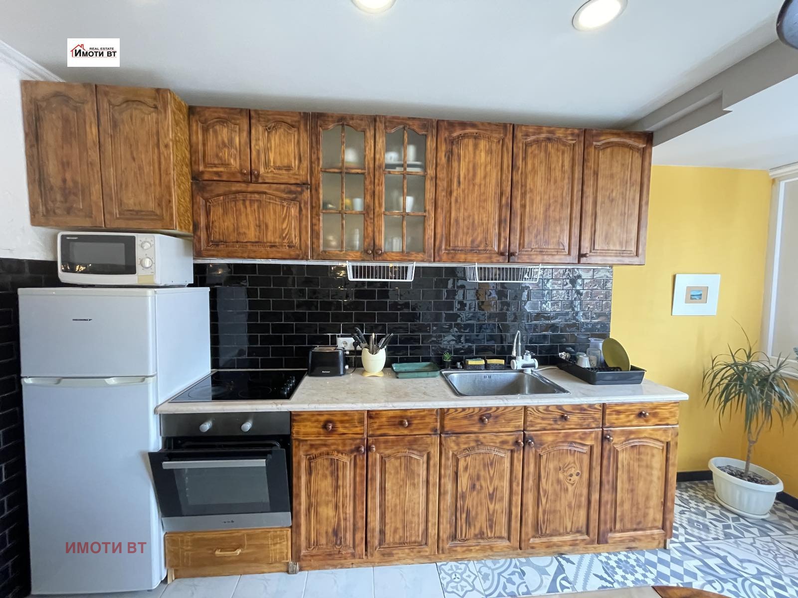 Продава 4-СТАЕН, гр. Велико Търново, Център, снимка 3 - Апартаменти - 55144131