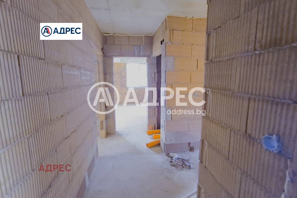 Продава МНОГОСТАЕН, гр. Варна, Център, снимка 5 - Апартаменти - 54135903
