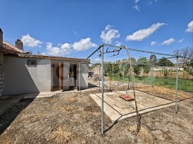 Hus Zlatina, region Varna 13