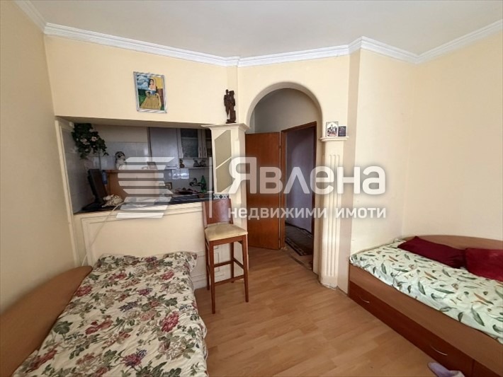 Продава 2-СТАЕН, гр. Благоевград, Струмско