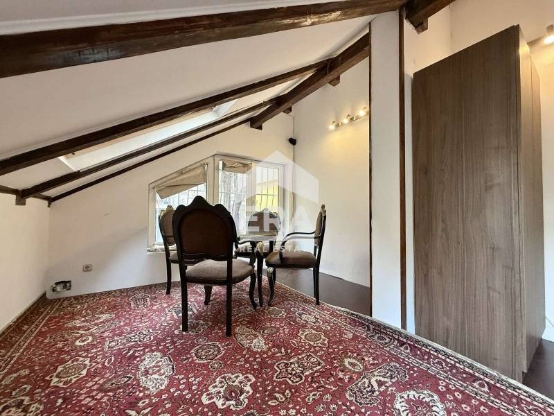 Продава 2-СТАЕН, гр. София, Център, снимка 2 - Апартаменти - 54256286