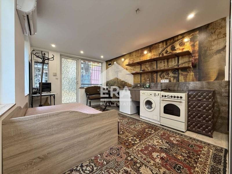 Продава 2-СТАЕН, гр. София, Център, снимка 4 - Апартаменти - 54256286