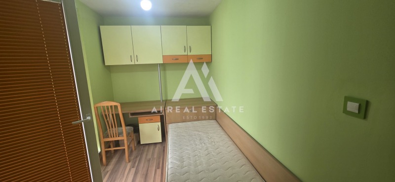 Продава  3-стаен град Плевен , Широк център , 86 кв.м | 93984015 - изображение [11]