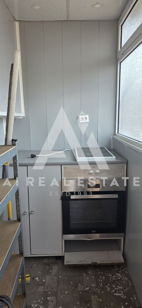 Продава  3-стаен град Плевен , Широк център , 86 кв.м | 93984015 - изображение [8]