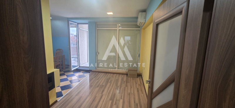 Продава  3-стаен град Плевен , Широк център , 86 кв.м | 93984015 - изображение [6]
