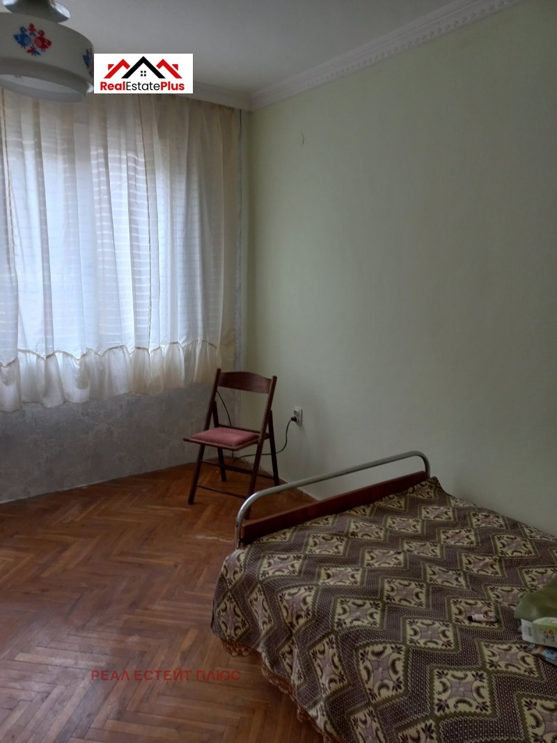 Продава 3-СТАЕН, гр. Плевен, Широк център, снимка 2 - Апартаменти - 53562384