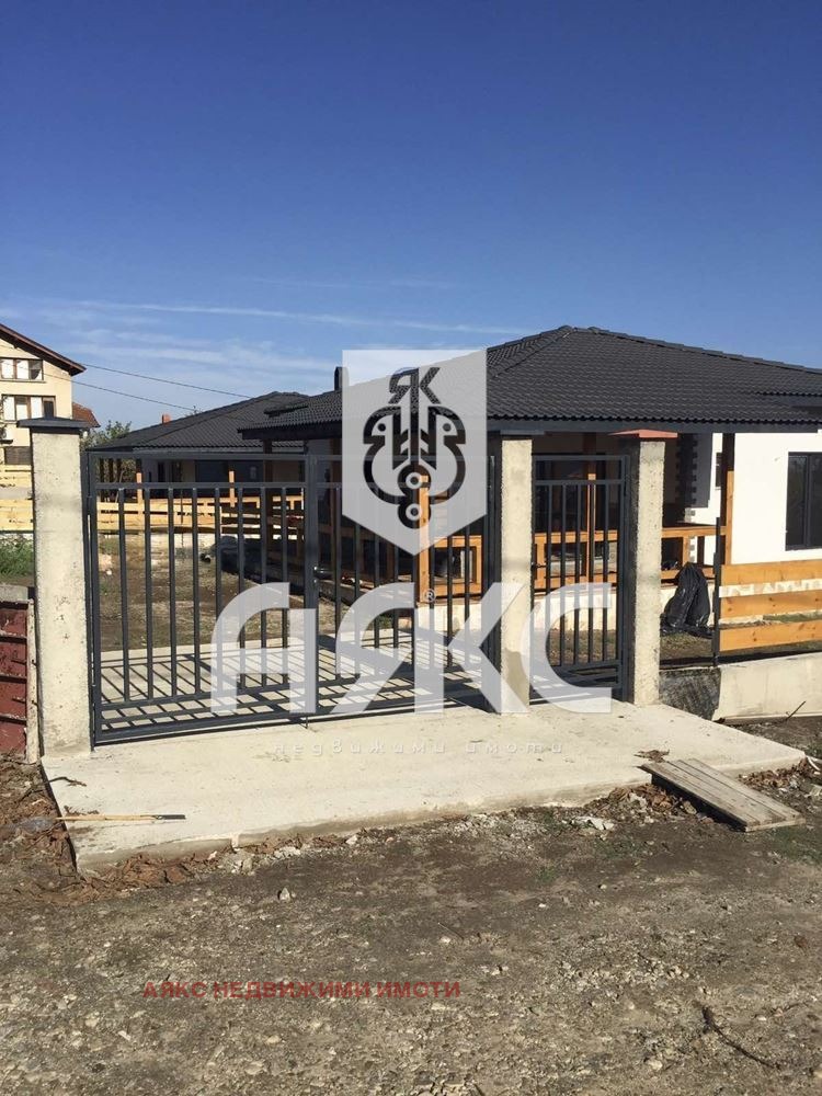 Продава КЪЩА, с. Симеоновец, област Пазарджик, снимка 9 - Къщи - 52457538