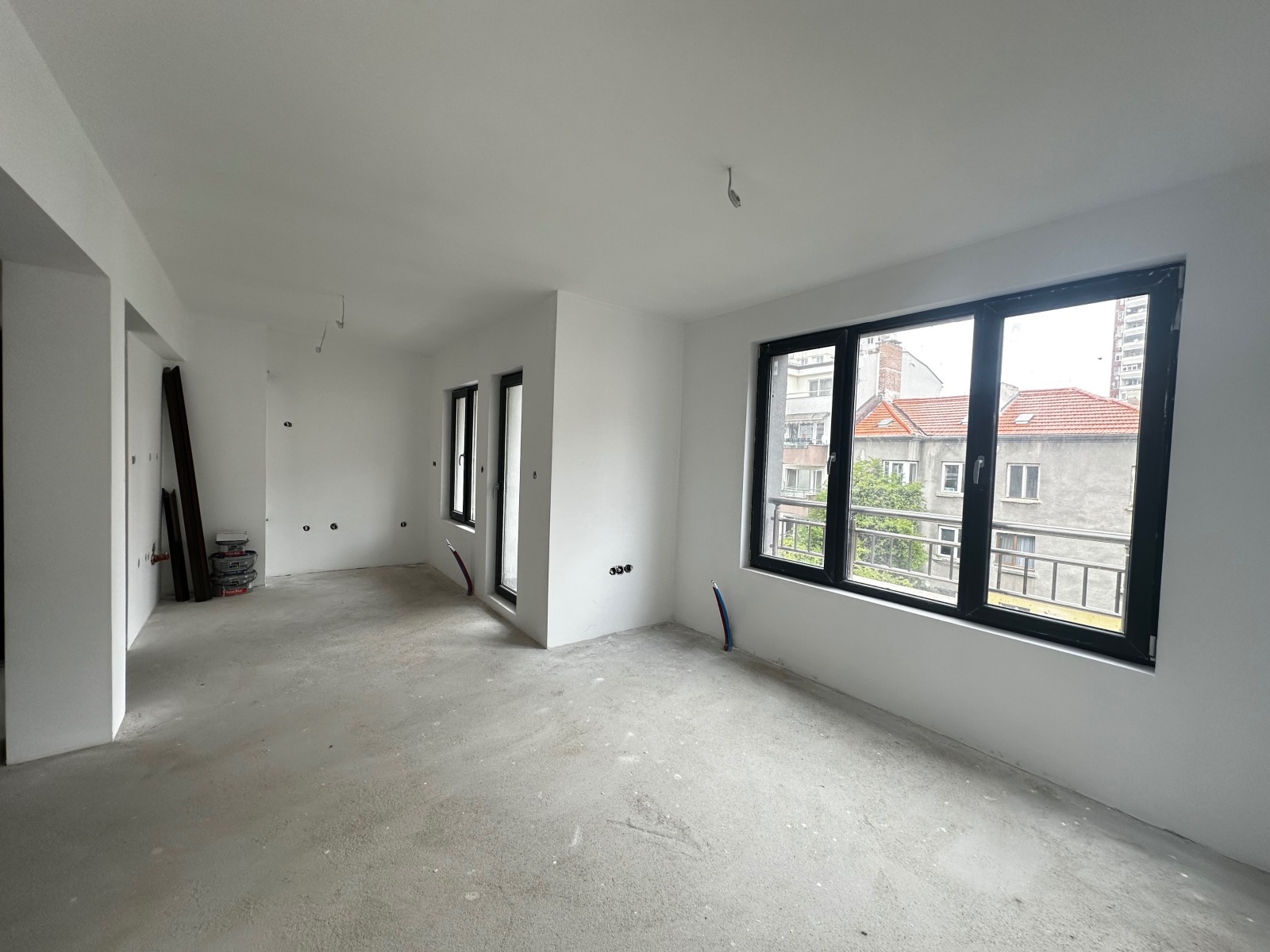 Продава 1-СТАЕН, гр. София, Банишора, снимка 2 - Апартаменти - 54352985