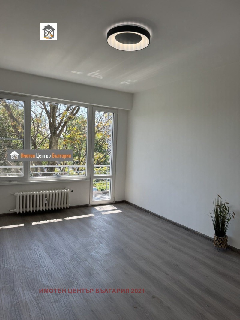 Na prodej  1 ložnice Sofia , Nadežda 4 , 67 m2 | 70247786 - obraz [3]