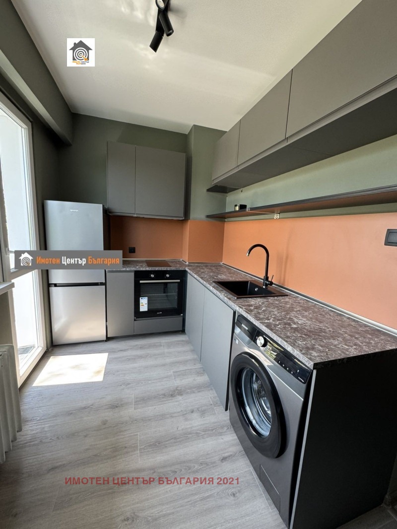 Na prodej  1 ložnice Sofia , Nadežda 4 , 67 m2 | 70247786 - obraz [2]
