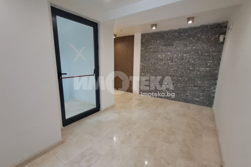 Na prodej  1 ložnice Sofia , Ljulin - centar , 83 m2 | 22721539 - obraz [2]