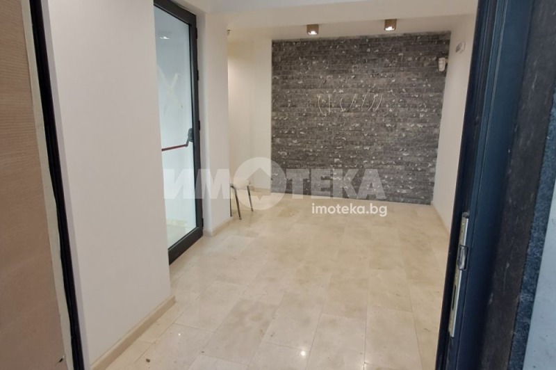 Na prodej  1 ložnice Sofia , Ljulin - centar , 83 m2 | 22721539 - obraz [14]